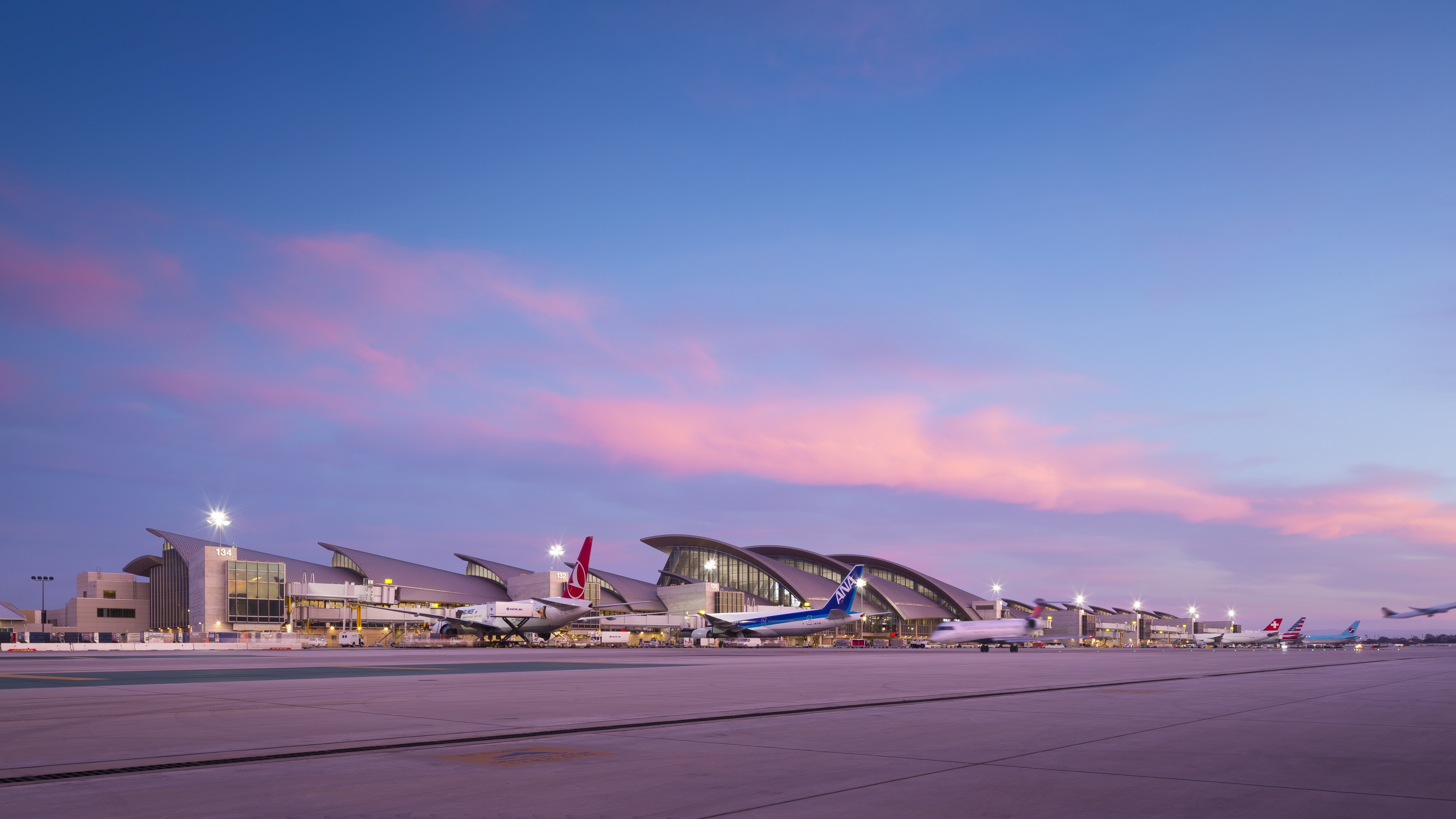 LAX Tom Bradley International Terminal Renovation